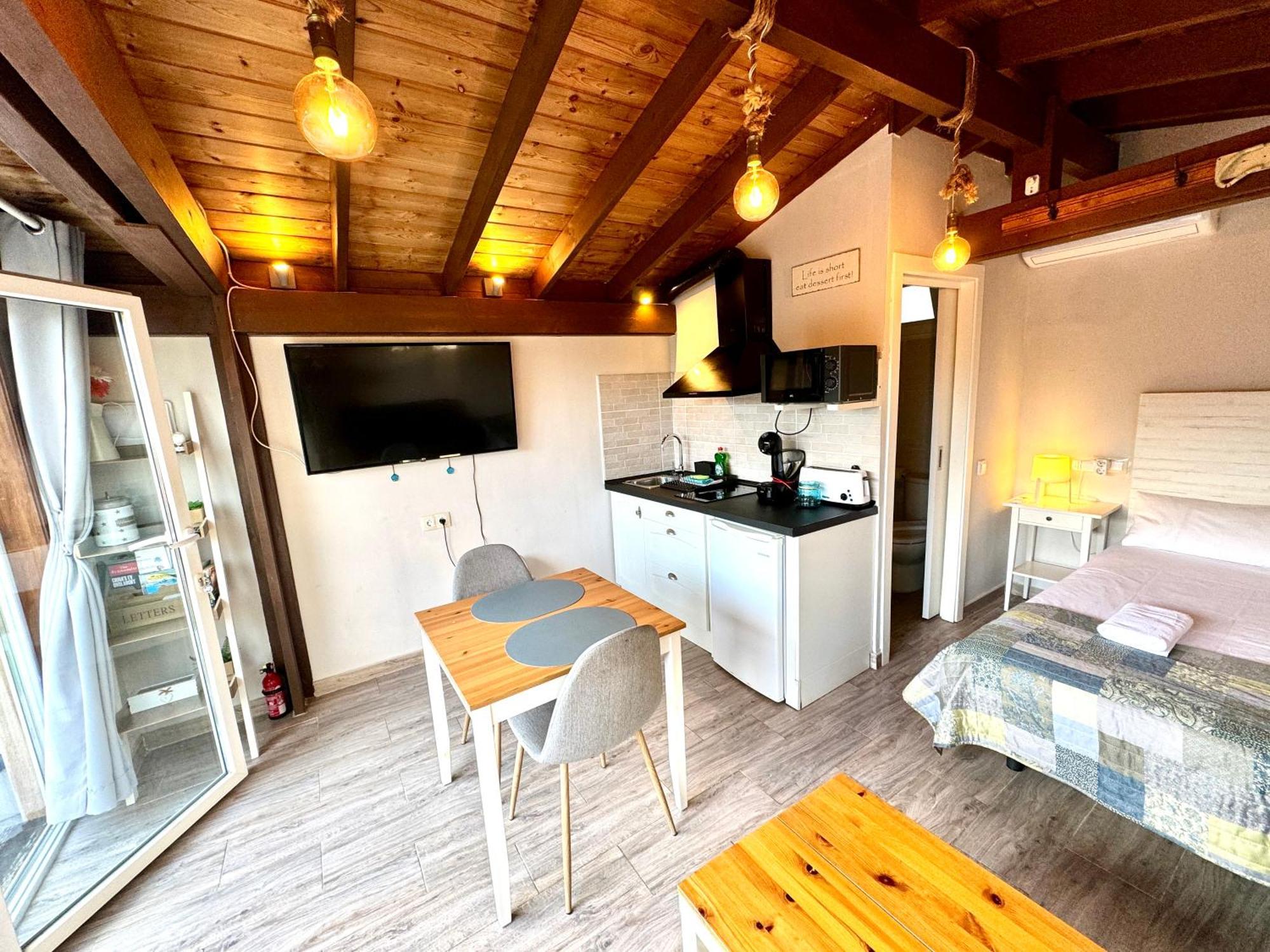 3 Casita-estudio Con Jardin En La Playa * Puerto Marino